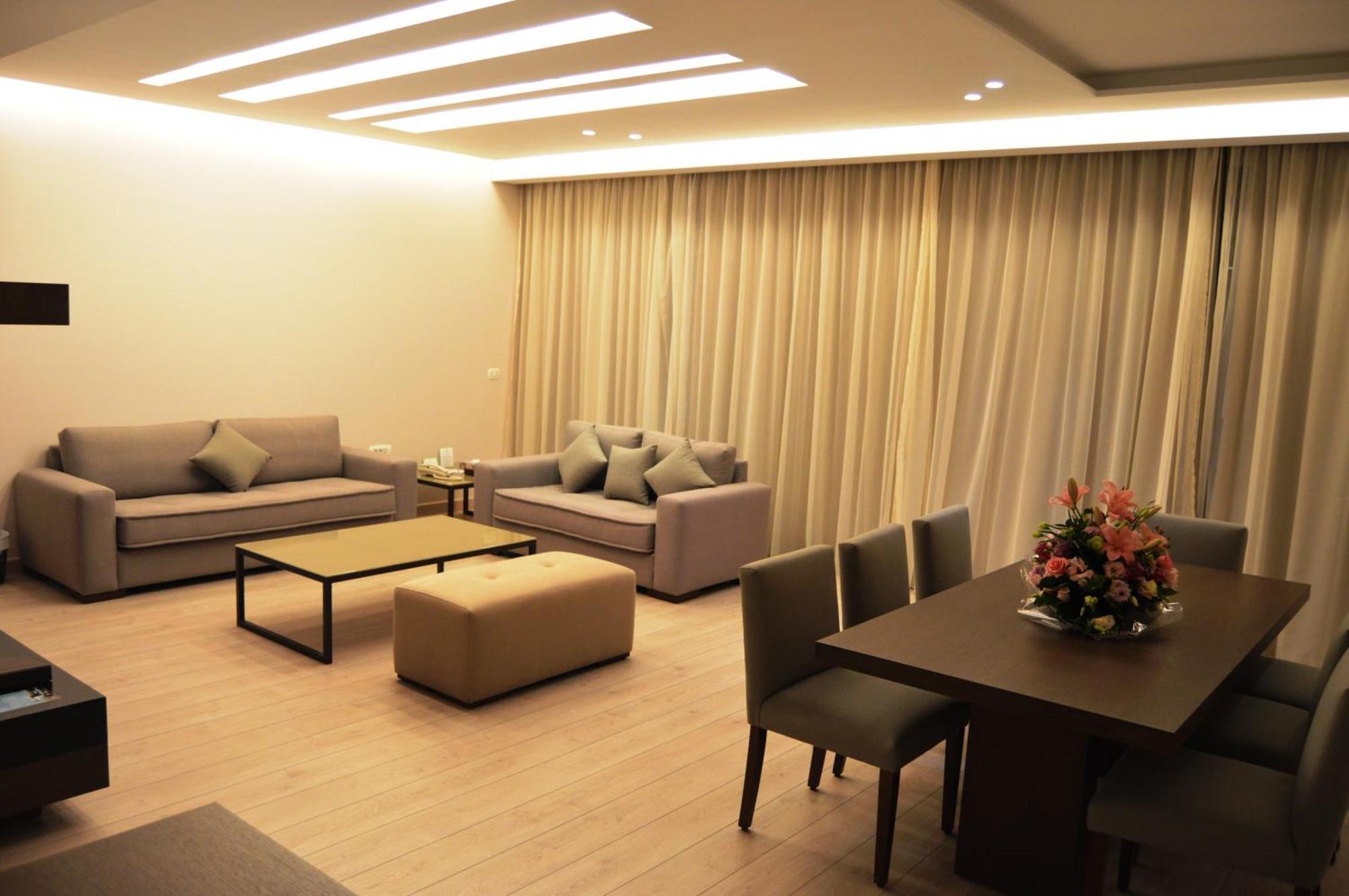Country Lodge Hotel & Resort Beirut Beirute Quarto foto