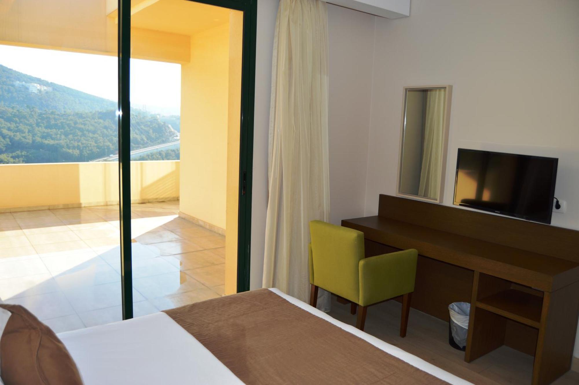 Country Lodge Hotel & Resort Beirut Beirute Quarto foto