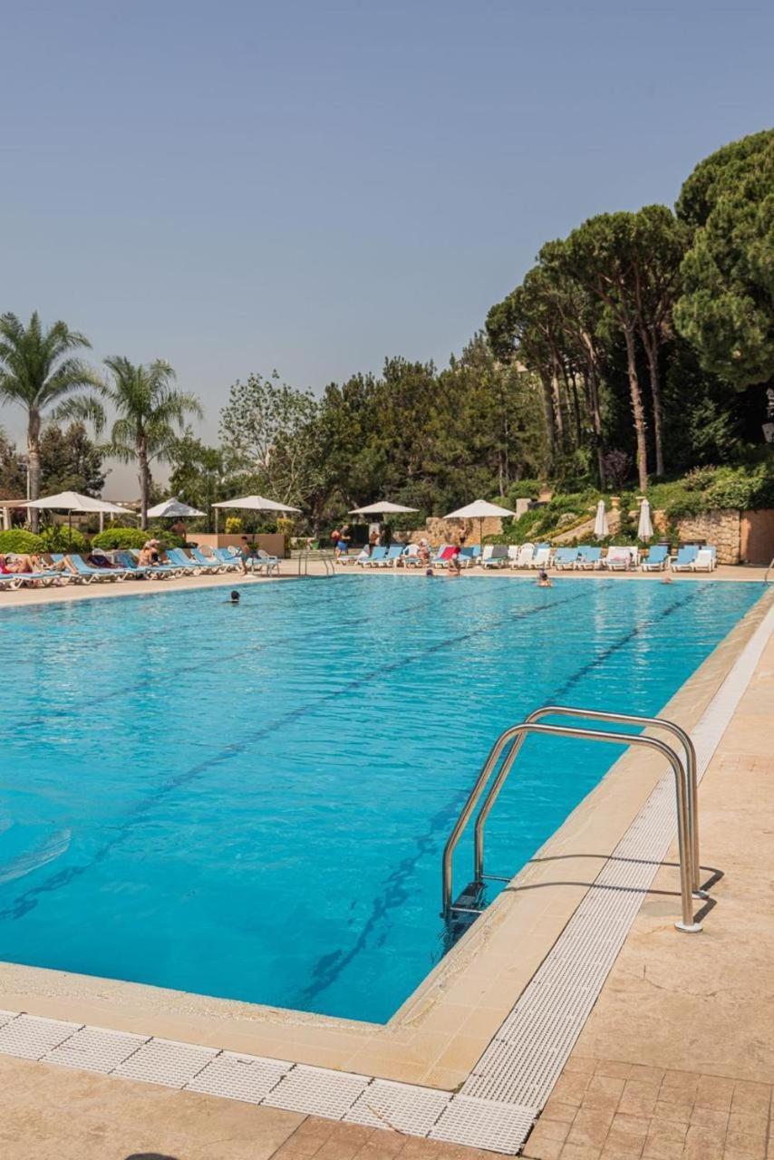 Country Lodge Hotel & Resort Beirut Beirute Exterior foto
